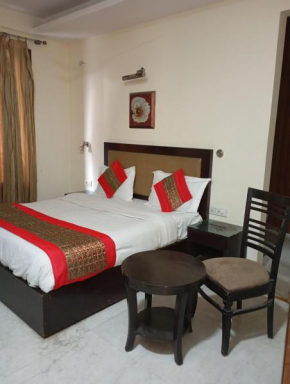 Hotel Royal India - South City 1